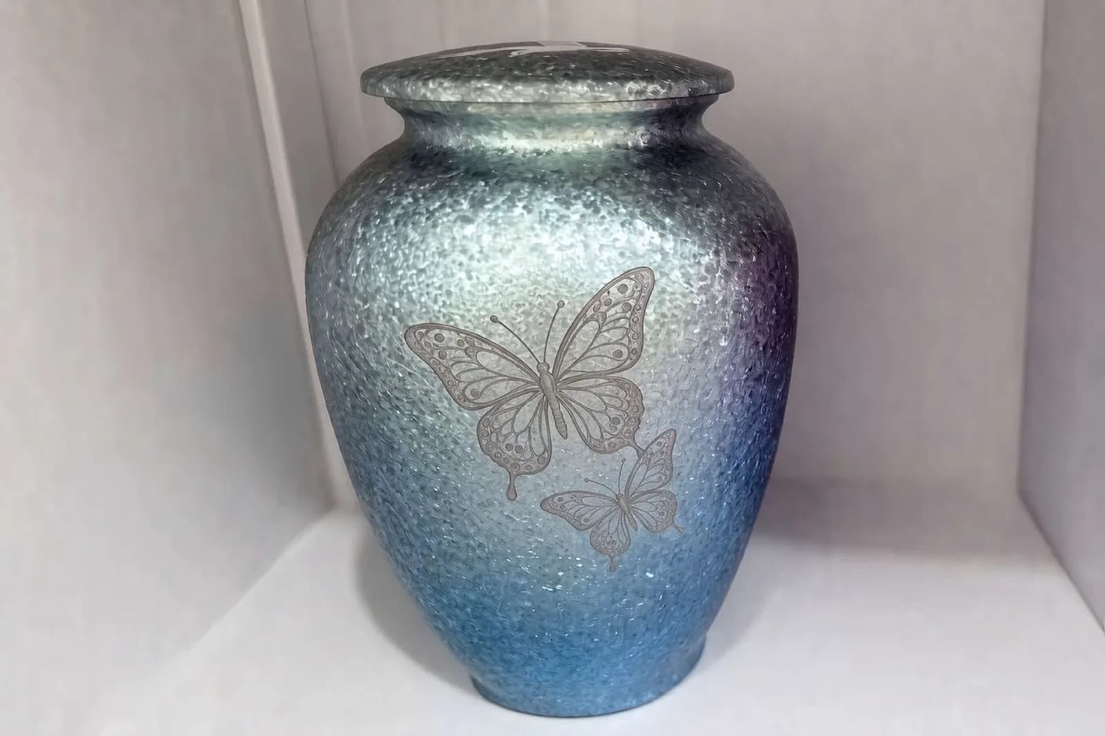 Urn Vessel · Model E